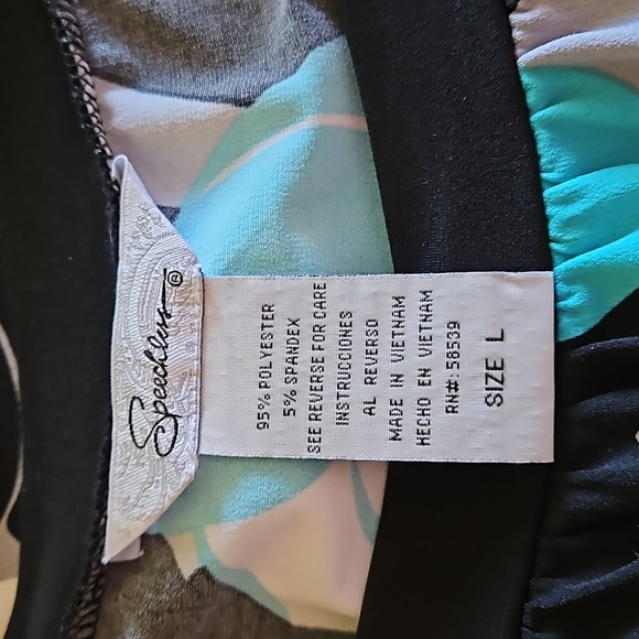 Beautiful black/white/teal cap sleeve top. Large. Like new - Picture 5 of 12